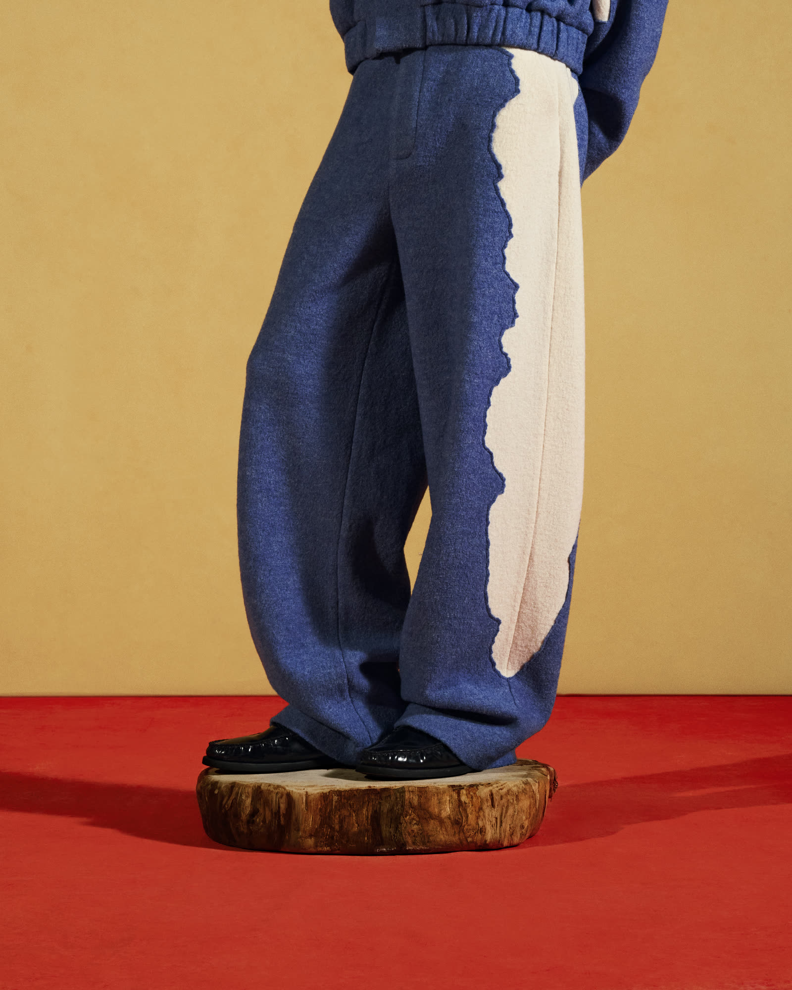 House of Errors | Ameria, still 16