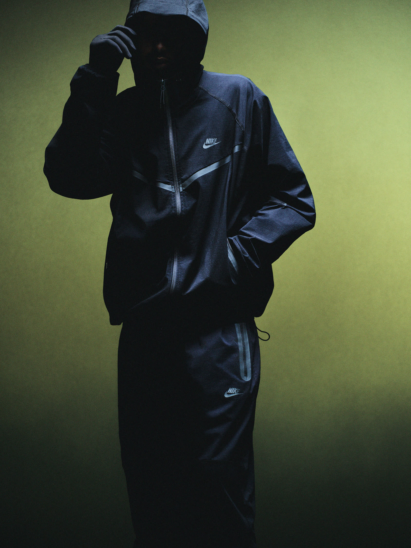 Nike | Tech Fleece, still 10
