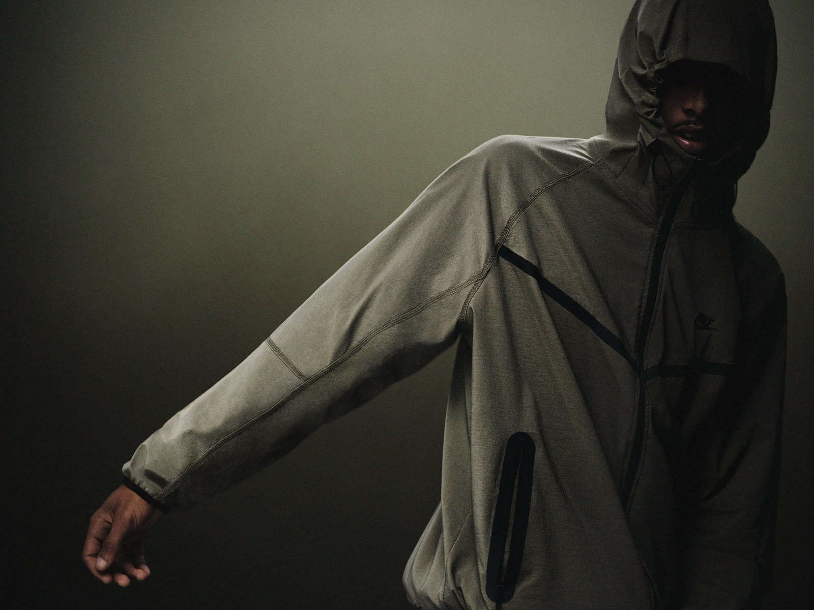 Nike | Tech Fleece, still 16